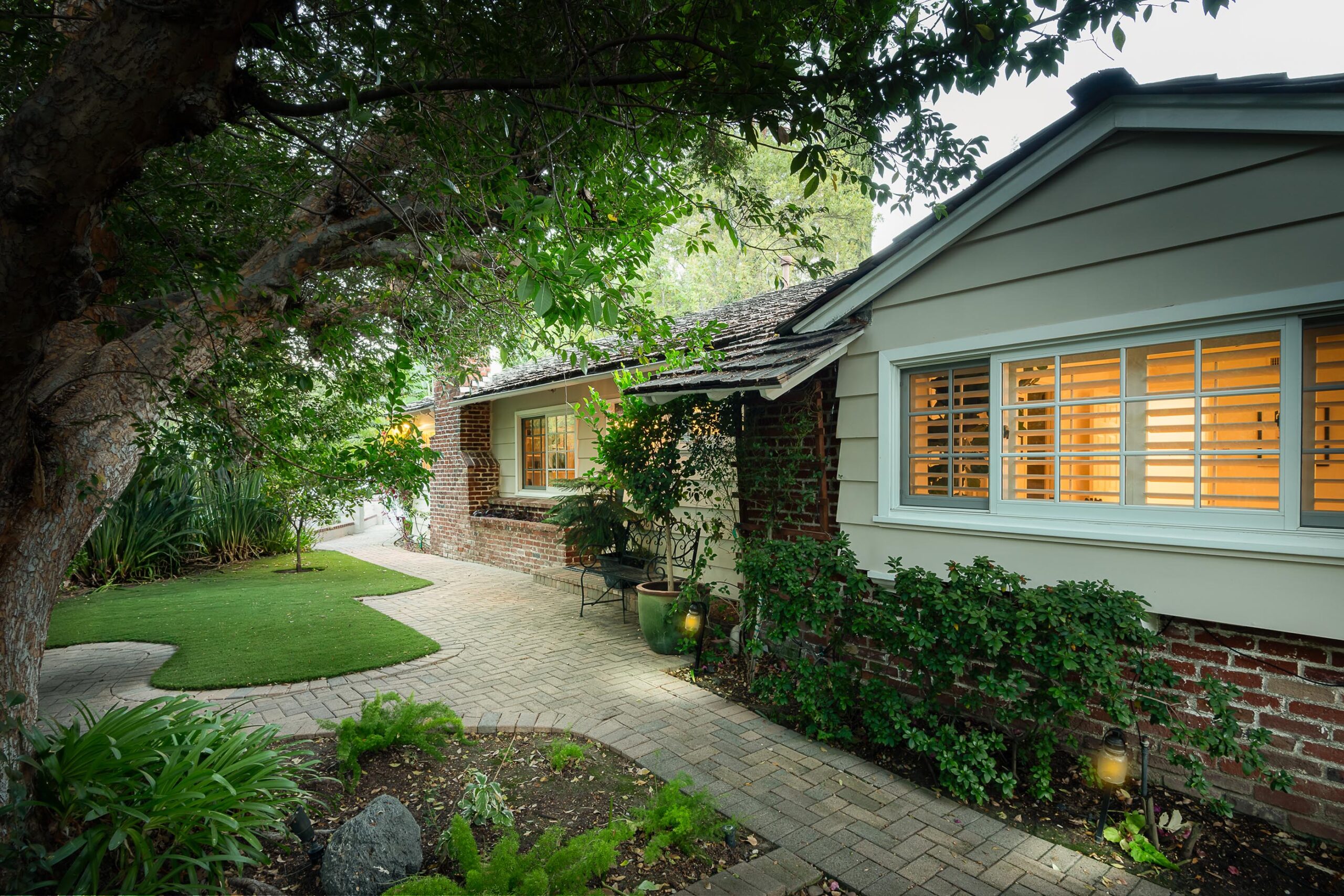Featured Listings