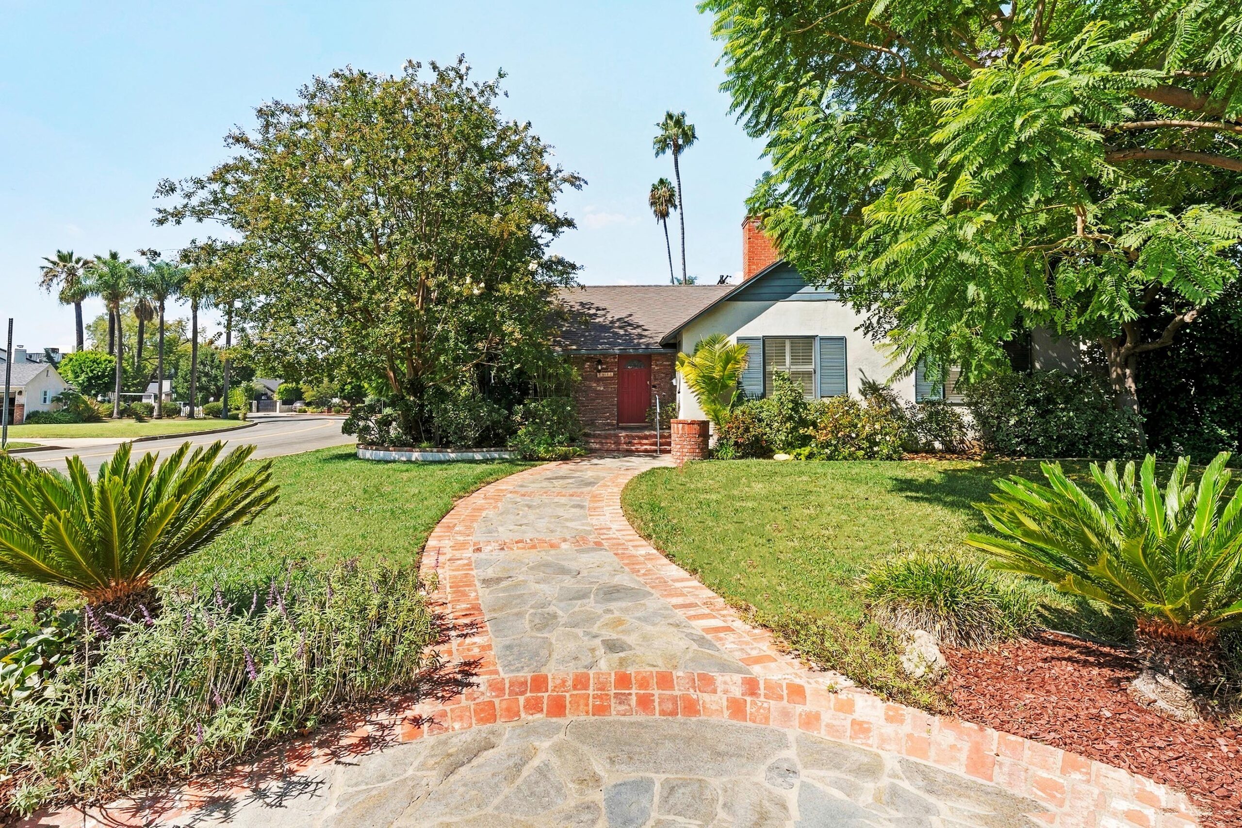 Featured Listings